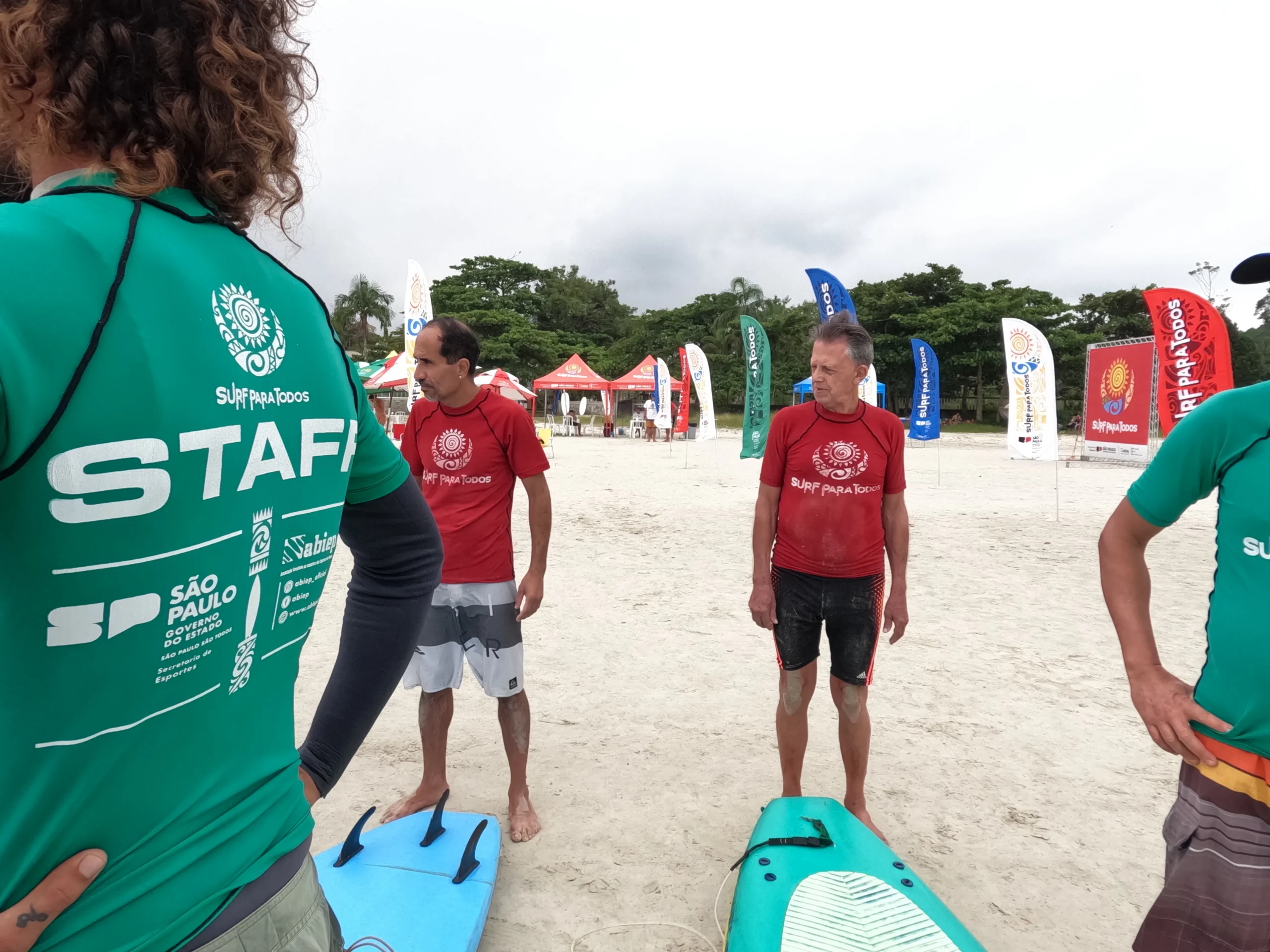 Fotos na Praia de Boraceia -19-04-25- surfr para todos 122-04-2025 00-16-45