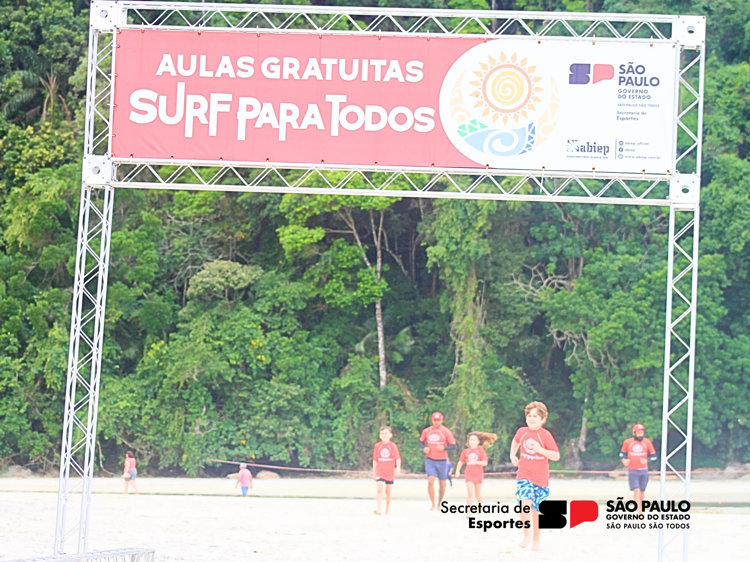 surf no litoral norte SP