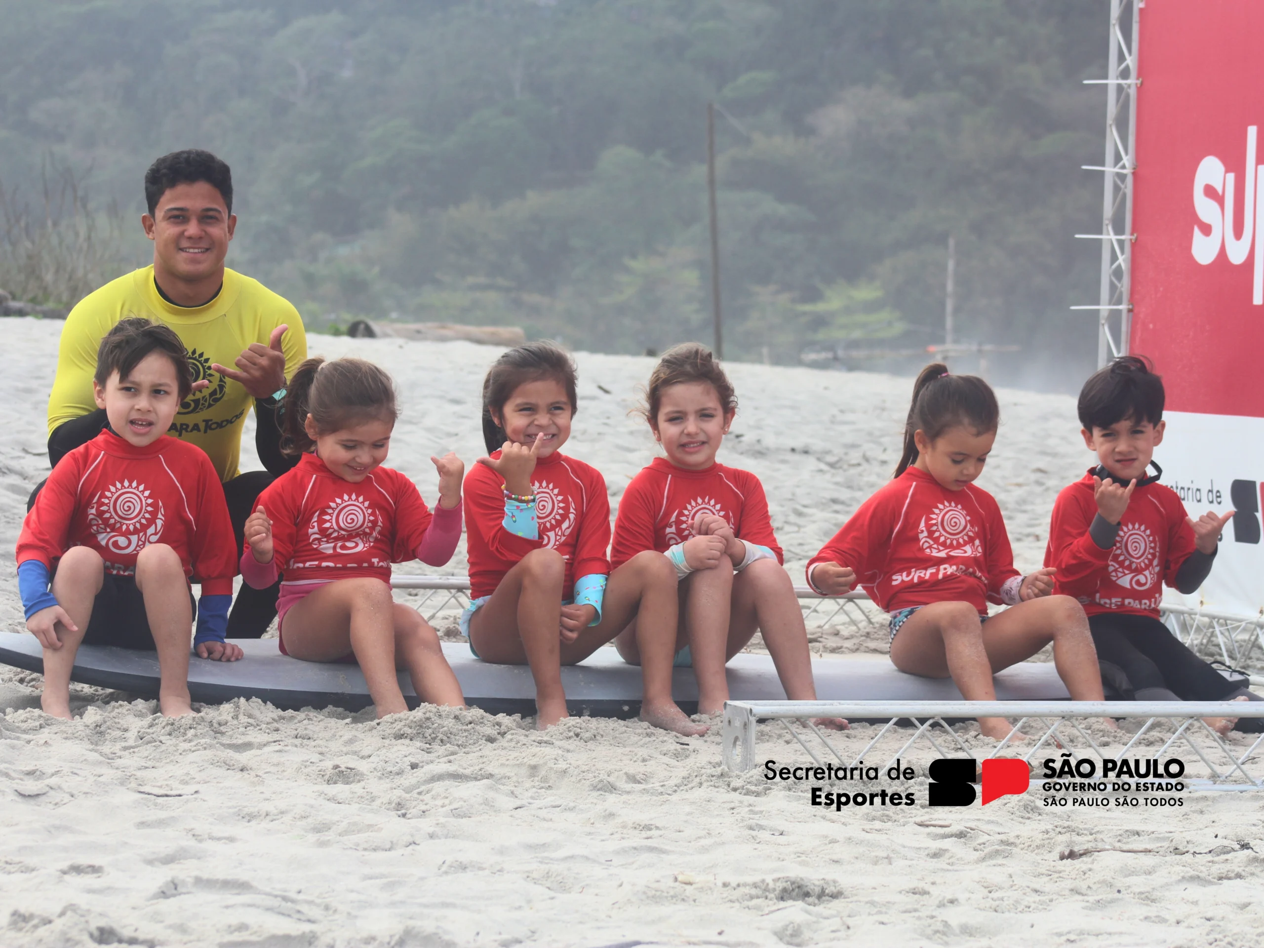 Fotos Praia de Camburí – dia 18 – 09 – 25 -r 327-09-2025 10-34-11